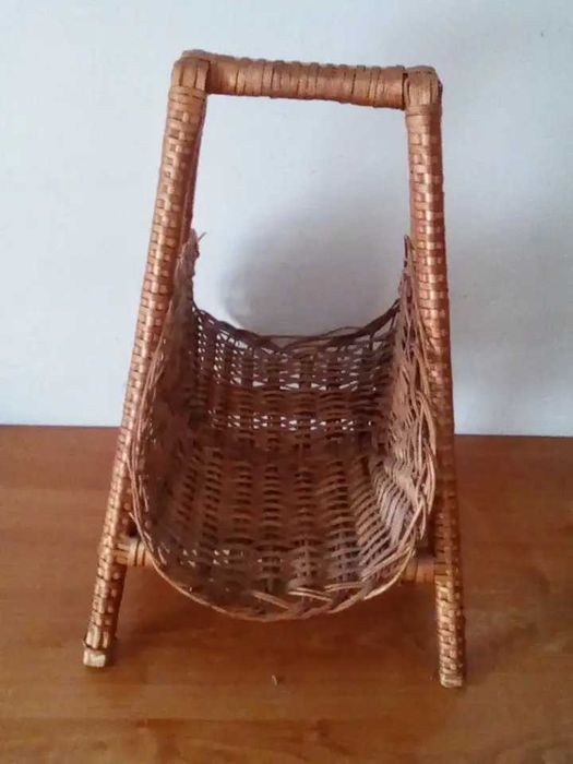 Стойка/ от ратан