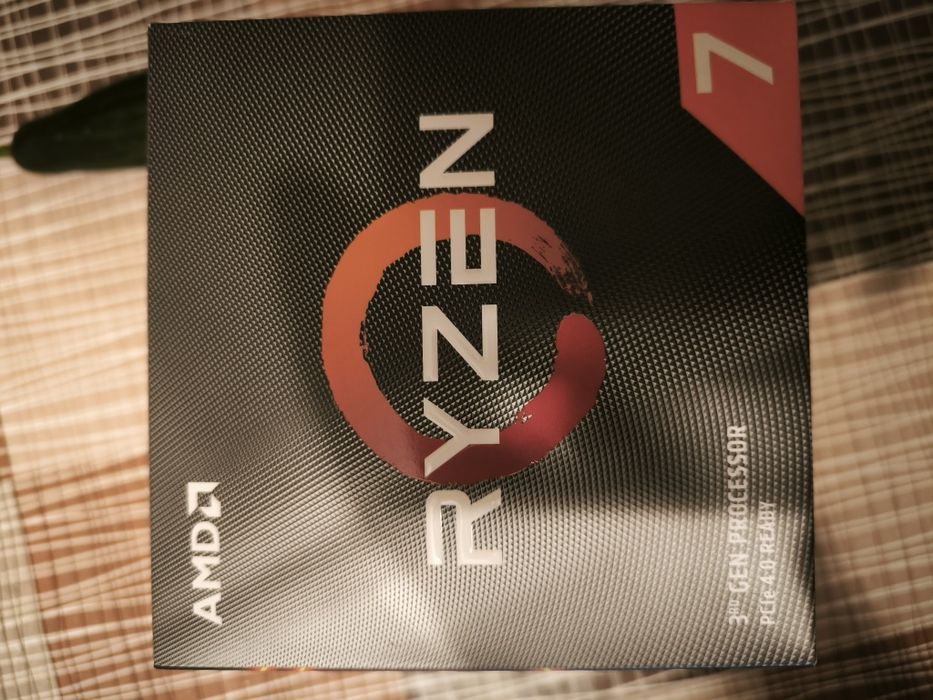 AMD Ryzen 3700X BOX