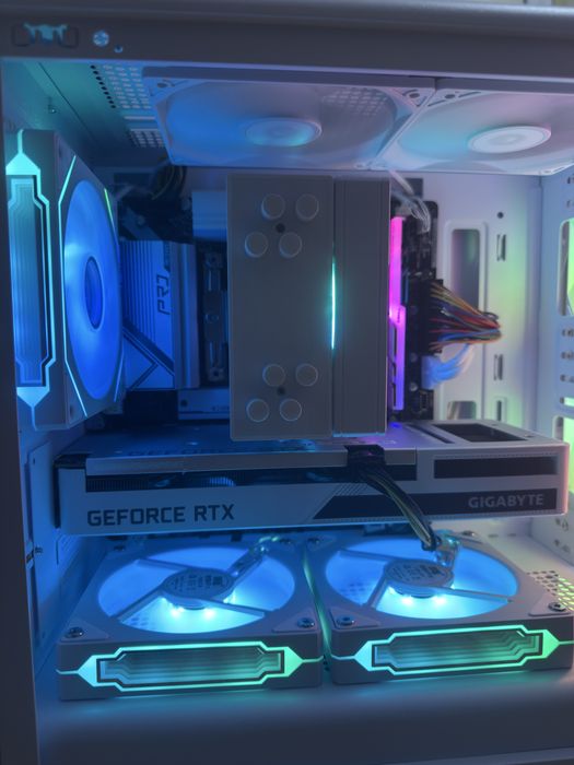 Белый системный блок Core i5 14400F