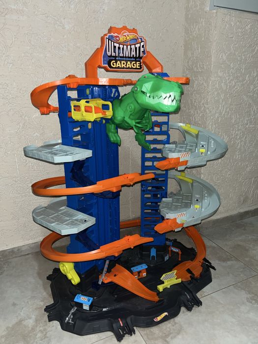 Hot Wheels гараж