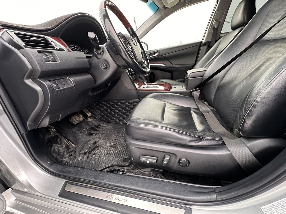 Продам toyota camry 50