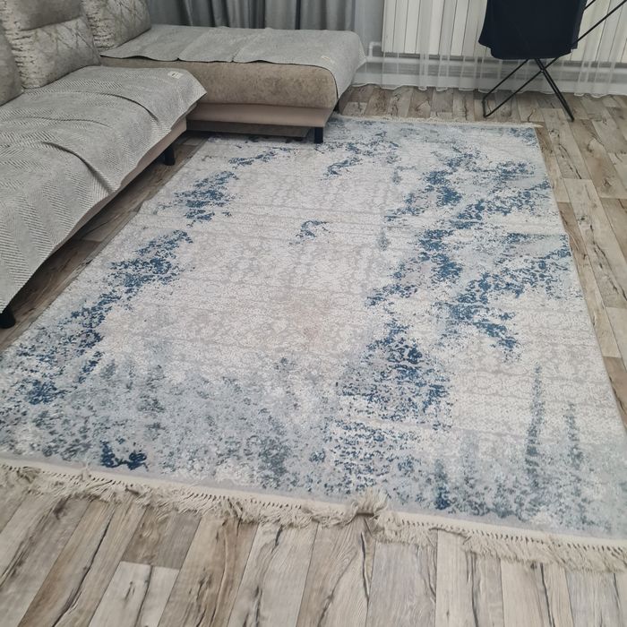 Продам ковер 2 на 3