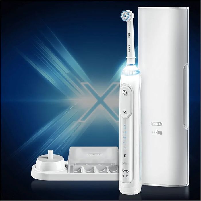 Электрическая зубная щетка Oral B Genius x 20000N Clean