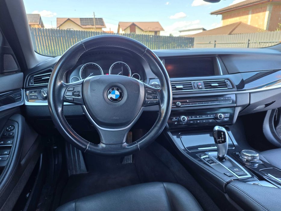 Vand BMW 518d Touring Automat 2015