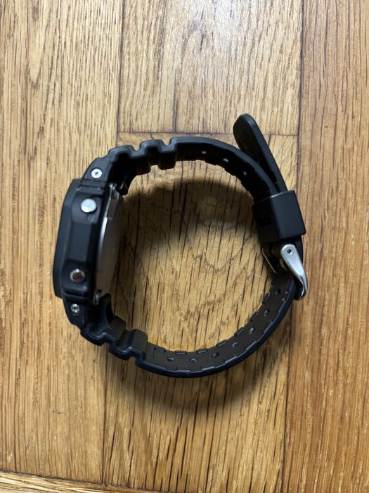 Casio gshock  gw m5610U