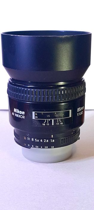Фото объектив NIKON AF NIKKOR(портретник) f 1.8