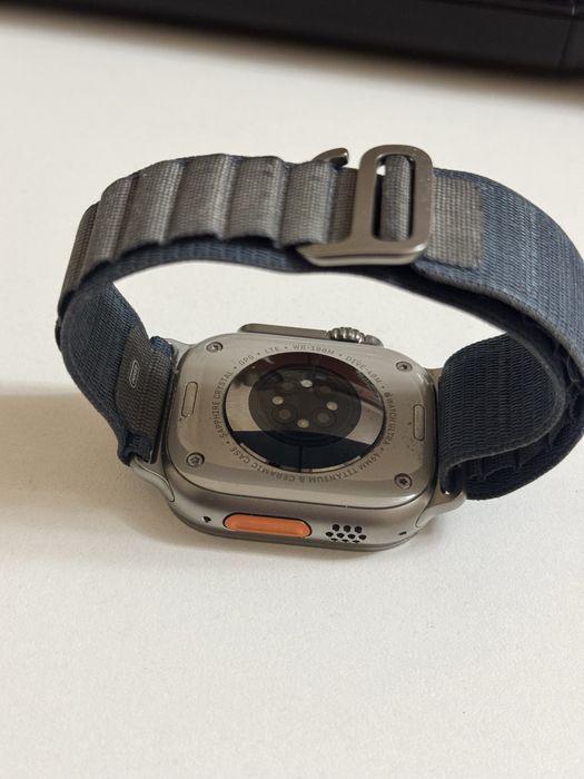 Срочно продам Apple Watch Ultra 2