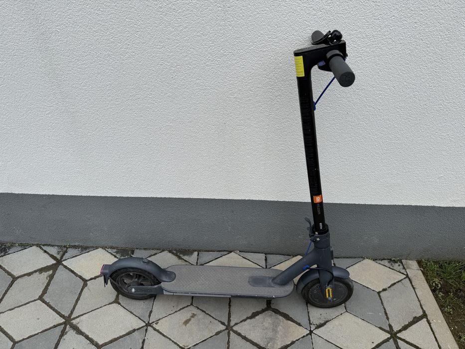 Vand trotineta electrica Xiaomi Mi Electric Scooter 3