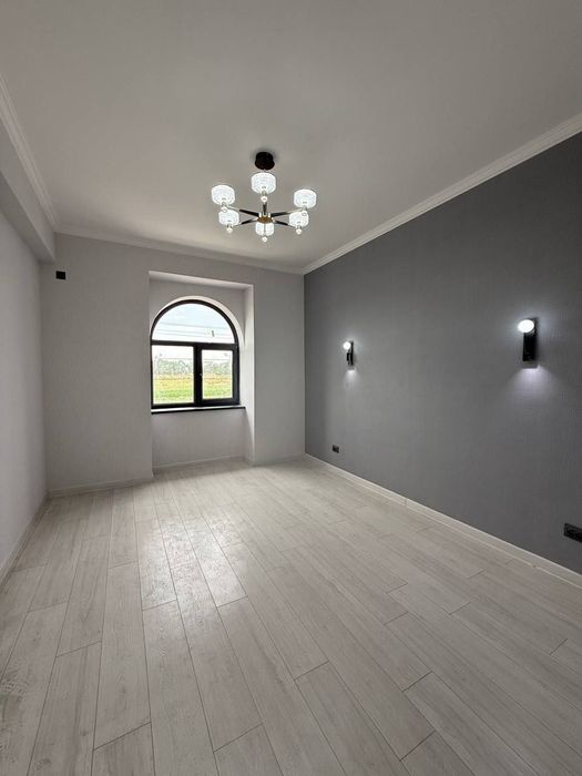 Продам дом в центре Кибрая 3 соток Евро дом.