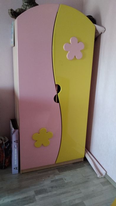 Продам спальный гарнитур