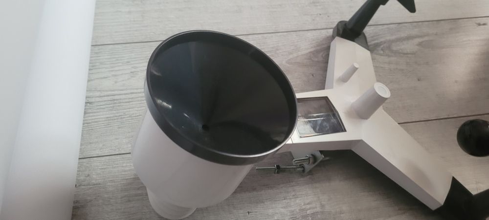 Sainlogic statie meteo cu aplicație