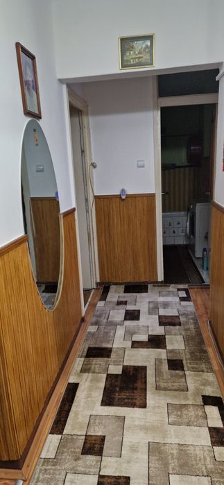 Vand apartament 3 camere