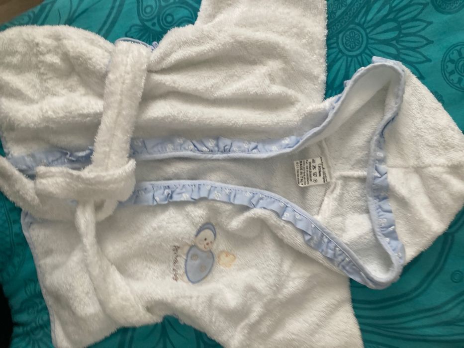 Бебешко халатче 6-12 месеца