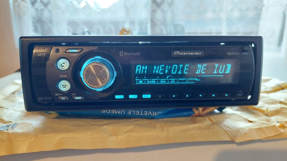 Cd.player auto Pioneer DEH-P55BT model ft.rar