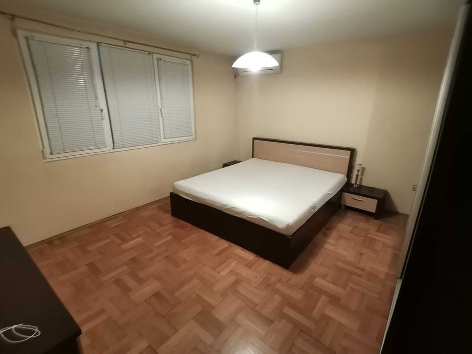 Дава се под наем Двустаен апартамент в Бургас, Братя Миладинови - 61 кв.м за 357 € - Снимка #4