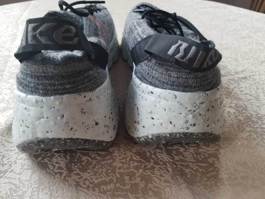 Маратонки Nike Space Hippie 04