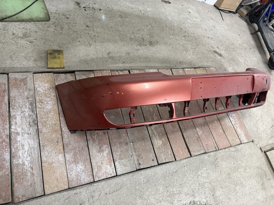 Бампер Ауди А4 Б5 передний