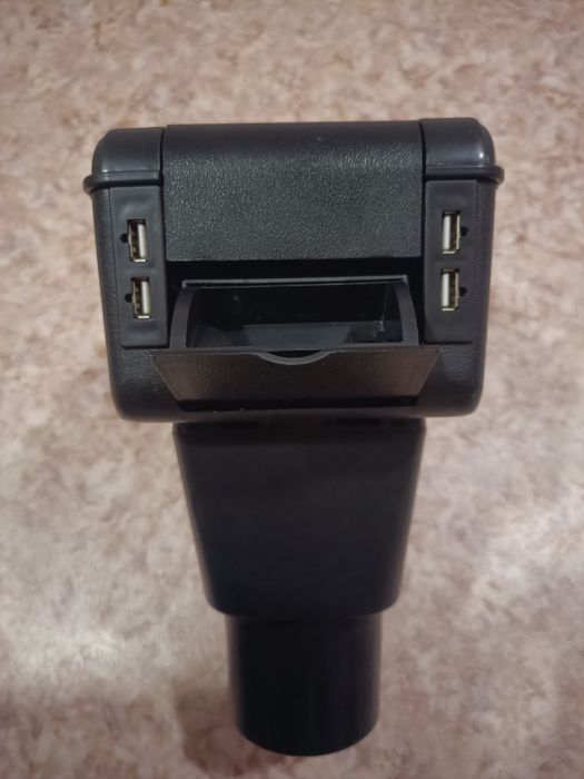 Подлокотник на Рено Дастер от 2019 года