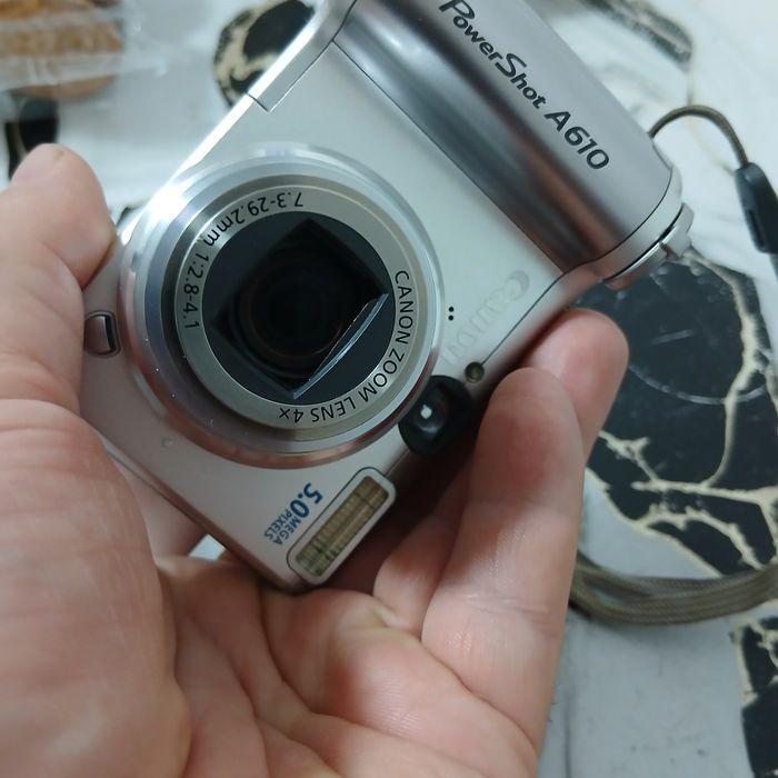 Продам фотоаппарат нерабочий