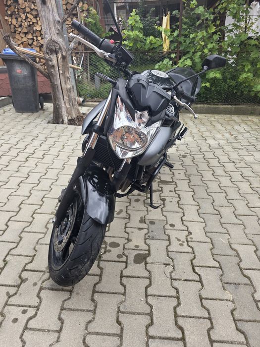 Yamaha xj6n 2009