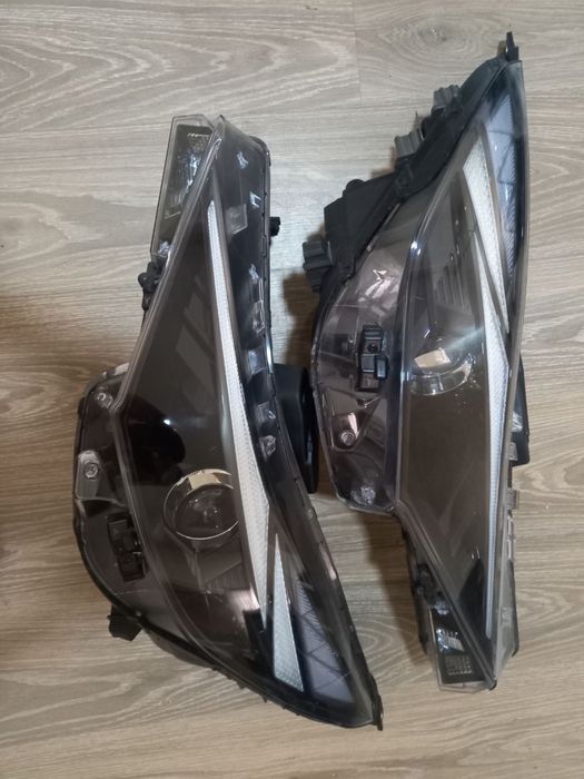 Hyundai Elantra oldi va orqa faralar