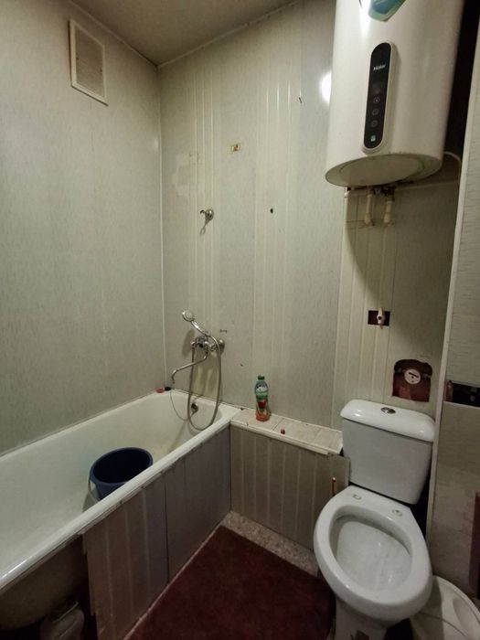 Срочно Продаеться квартира в чирчике 9-микрарайоне