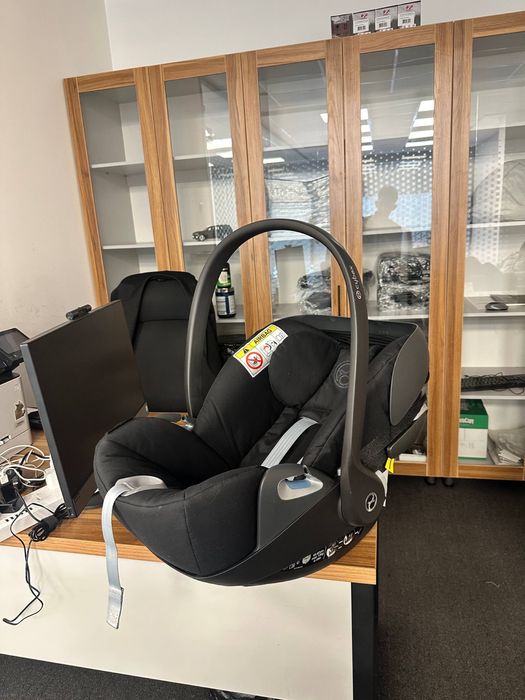 Автолюлька Cybex Cloud T i-Size