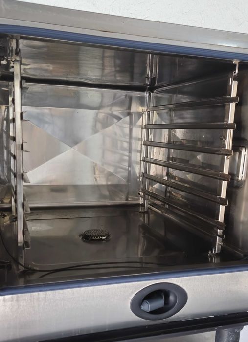 Cuptor profesional,Rational x Henny Penny,convectomat,6 tavi,380v