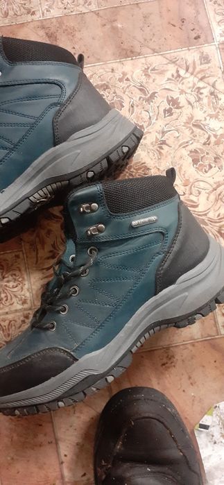 Ботинки новые,недорого.