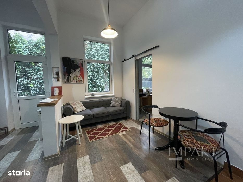 Apartament cu 3 camere, zona centrală-UMF