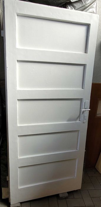 Ușă lemn stare bună