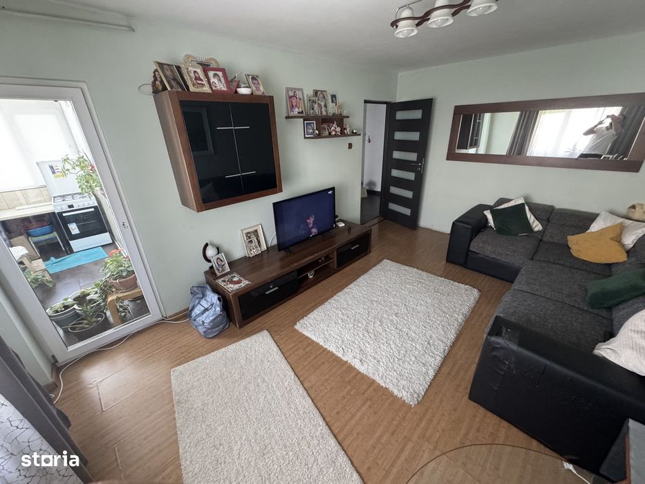 Petre Ispirescu-Rahova, Apartament 3 Camere, Confort 1, Decomandat.