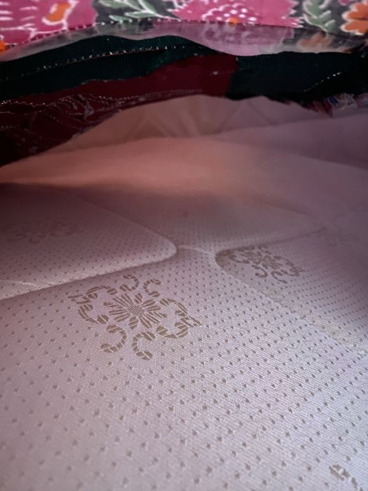 Матрас сатылады.