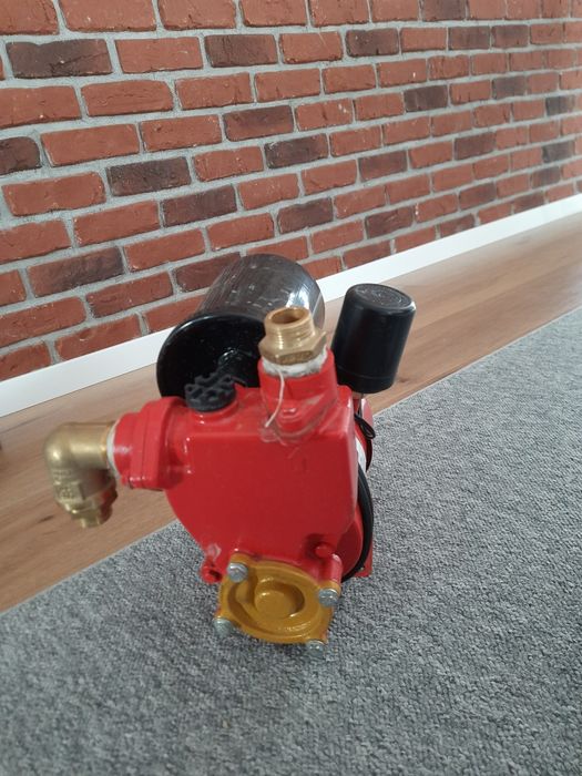 Pompa apa minihidrofor pentru irigat