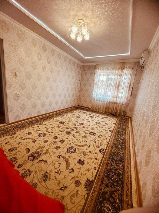 Пролаётся 2-х комн. квартира в Юнусабадском районе бывш. общежит.