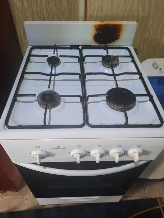 Продам газовую плиту