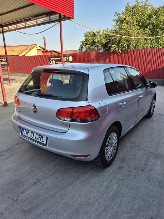 VOLKSWAGEN Golf 2010 — imagine 7