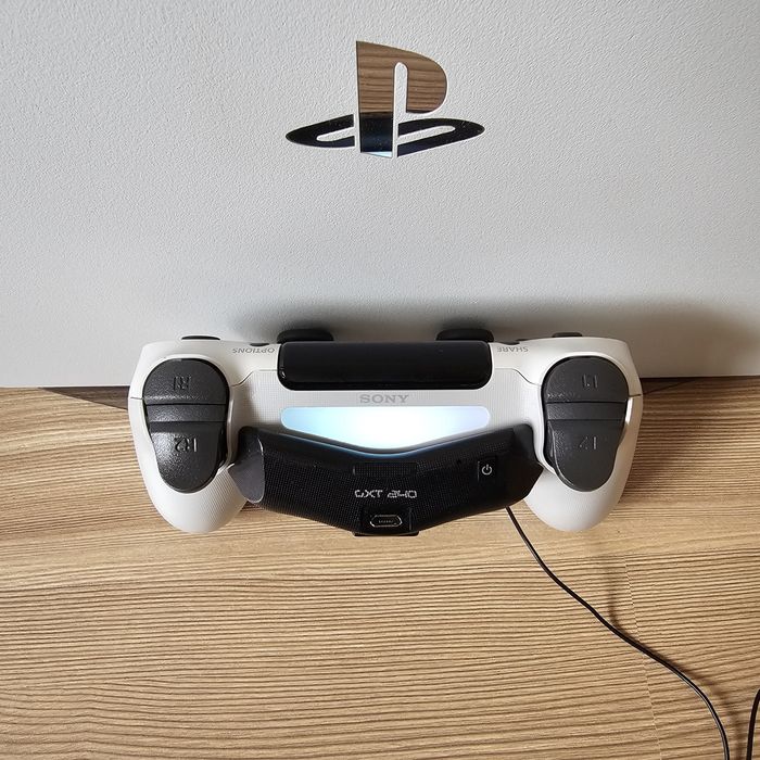 Бял PS4 Pro + много игри, аксесоари и картонена кутия PlayStation 4 5 PRO PS4 PS5 Плейстейшън Про