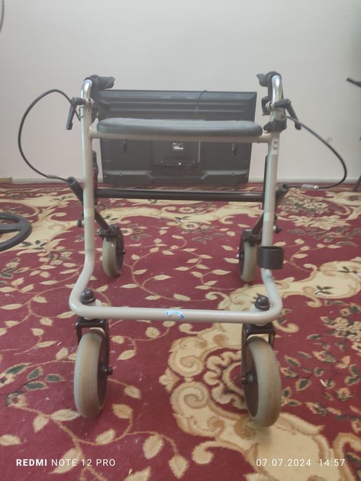 Продаются ходунки