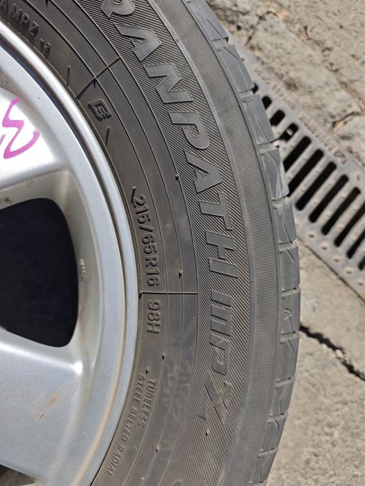 Резина летняя. R16