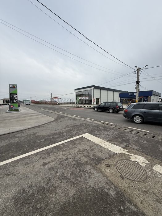 Cladire comerciala P+1 , deschidere DJ251 , exact in intersectie