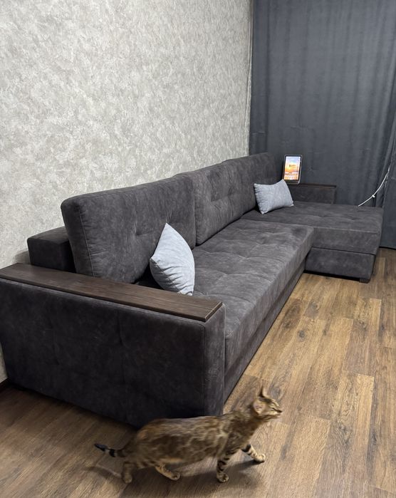 Угловой  диван 3.20