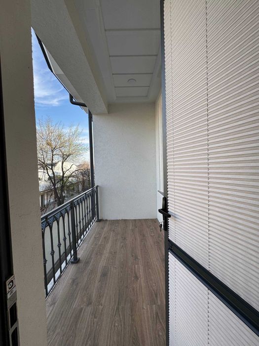 Шошилинч 4 та  Коттедж сотилади Таунхаус 5 хонали Ипакчилик лимон мах