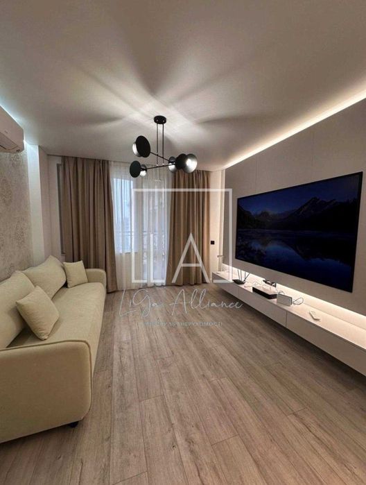 Продава се апартамент 103.48 кв.м. Поморие. Без интерес.