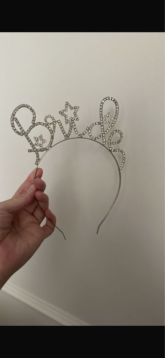 Продам Аксессуары для невест