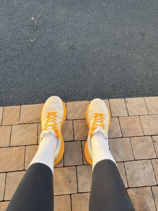 Кроссовки для бега