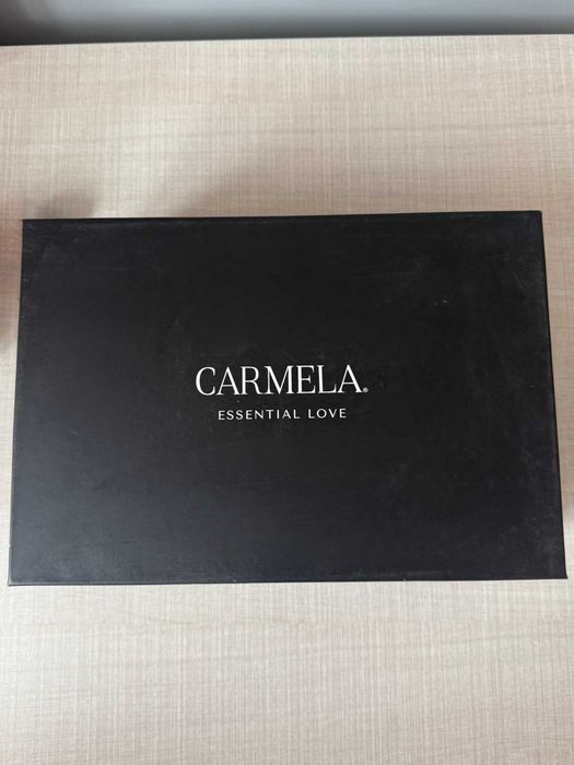 Чисто нови кецове Carmela – естествена кожа