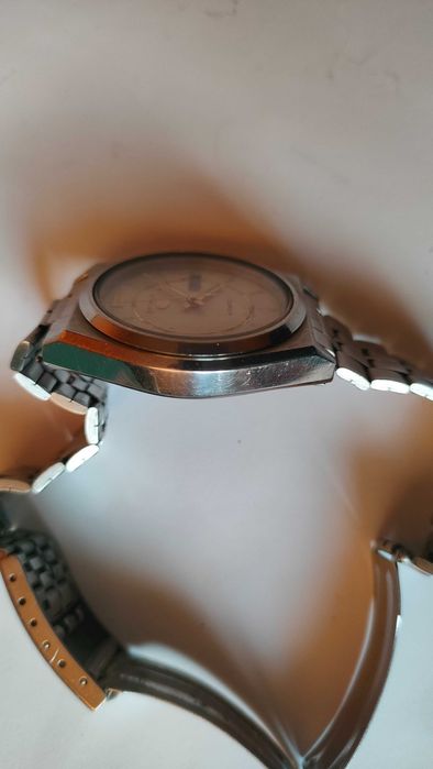 Продавам автоматичен часовник Seiko 5 (Сейко)