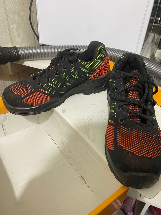 Спецобувь кроссовки