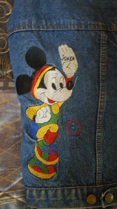 Для девочки верхняя одежда